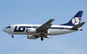LOT波蘭航空的波音737-500客機
