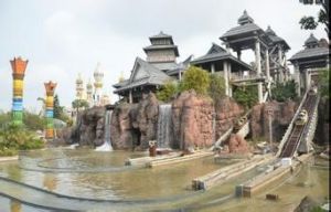 六福村主題遊樂園 六福村主題遊樂園