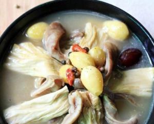 胡椒煲豬肚 胡椒煲豬肚