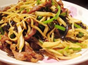 茭白木耳開洋炒雞蛋 茭白木耳開洋炒雞蛋