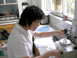 宣城市疾病預防控制中心人員在工作中