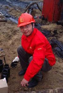 吳世強[江漢油田勘探開發研究院勘探所副所長]