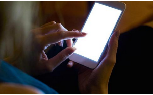 智慧型手機眼盲症 智慧型手機眼盲症