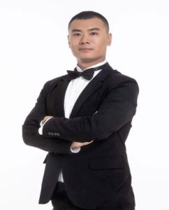 錢威[卡門國際聯合創始人]