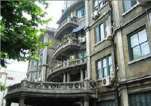 黑石公寓 黑石公寓