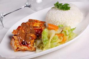 黑椒雞排飯 黑椒雞排飯