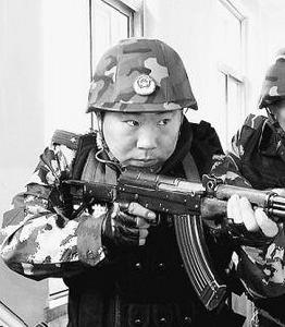 李長松[武警吉林總隊第一支隊參謀長]