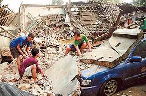 （圖）爪哇地震