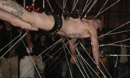 人體懸掛 人體懸掛