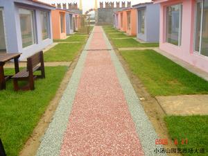 近山松彩色透水混凝土