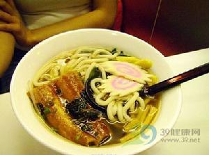 七香鮭魚烏龍麵