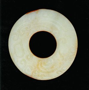 龍紋白玉壁 龍紋白玉壁