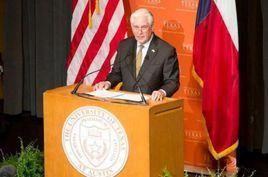 費雷羅[秘魯外貿和旅遊部原部長]