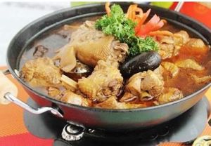 雞肉火鍋