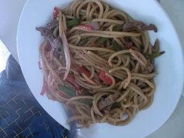 左右手中西意面工坊(經貿店) 左右手中西意面工坊(經貿店)