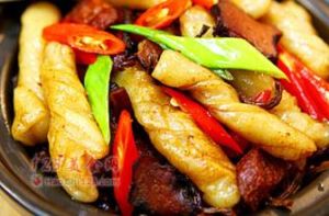 農家腊味燜卷子 農家腊味燜卷子