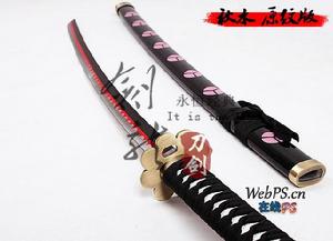 黑刀[日本刀]:日本的傳說中武士刀的一種，為黑色，有花紋；是無功刀 