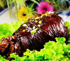 招財東坡肘子 招財東坡肘子