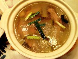 排骨鱸魚湯 排骨鱸魚湯