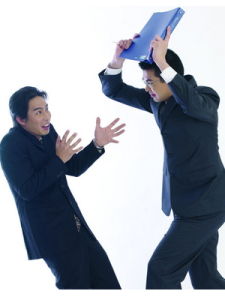 頤指氣使 頤指氣使