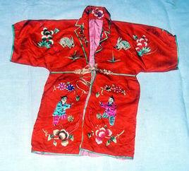 繡花服裝 繡花服裝