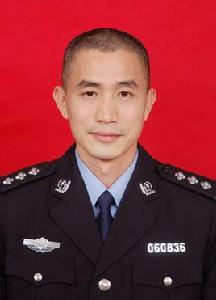 梁海洲[深圳市公安局福田分局皇崗口岸派出所副所長]