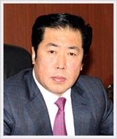 張震[中國港中旅集團公司原副總經理]