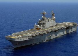 美國“塔拉瓦”號兩棲攻擊艦 美國“塔拉瓦”號兩棲攻擊艦