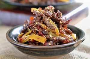 鍋烤香辣蒜筍牛肉 鍋烤香辣蒜筍牛肉