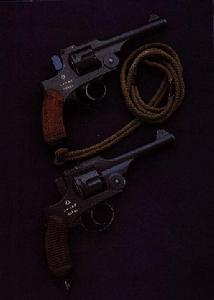 （圖）明治二十六年式手槍
