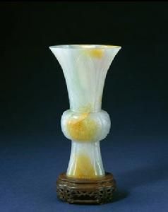 翠乾隆款仿古觚 翠乾隆款仿古觚