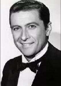 西薩爾·達諾瓦 西薩爾·達諾瓦