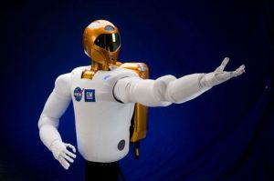 首個人形機器人太空人：“機器太空人2號”