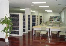 首都醫科大學圖書館 首都醫科大學圖書館