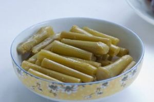 醃鳳仙花梗 醃鳳仙花梗