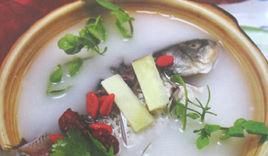 杞子紅棗燉鯽魚 杞子紅棗燉鯽魚