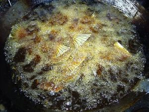 香酥魚尾 香酥魚尾