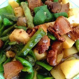 豆角土豆燉肉 豆角土豆燉肉