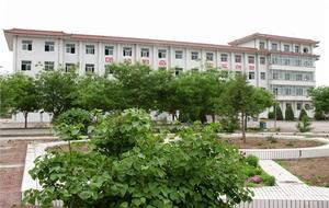 民樂縣六壩中學