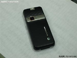 索尼愛立信 G502G502 導購 手機 主打時尚一族!索愛G502中端小將現身