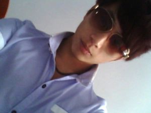 誰能拯救這卑微的心