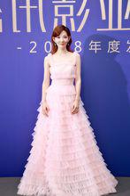 郭瑋主持2018年度騰訊影業發布會