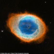 根據新觀測,環狀星雲外形好似扭曲的甜甜圈