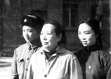 曾憲植和侄兒小和,侄女小平