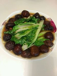 蚝油香菇白菜 蚝油香菇白菜