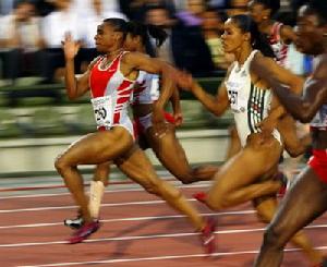 女子100米賽跑