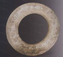 白玉雲紋環 白玉雲紋環