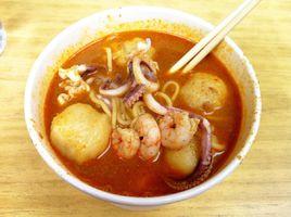 烏糖沙茶麵 烏糖沙茶麵