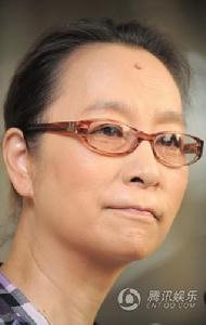 電視劇《誓不放棄》奚美娟飾雲風母親