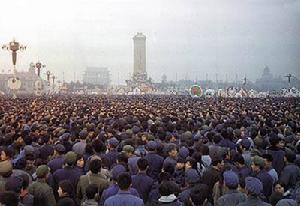 （圖）天安門廣場上聚集了上百萬民眾
